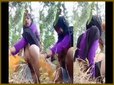 Ajak Pacar Hijab Ngewe Di Hutan poster