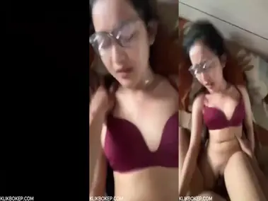 Dokumentasi Dinda Pengajar Cantik Pasrah Kasur poster