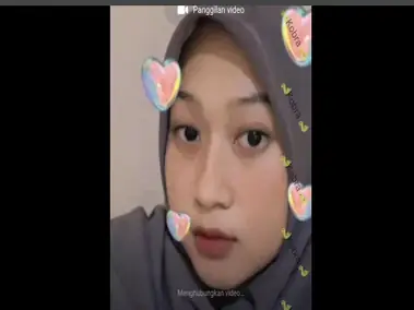 Jilbab Cewek 18+ Lugu Tapi Hobi Colmek poster