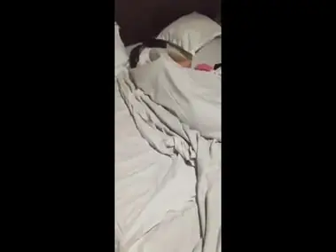 Mahasiswi Vania Cantik Live Kasur Selimut poster