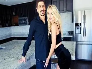Penampilan Memukau Natalia Starr Di Kasur poster